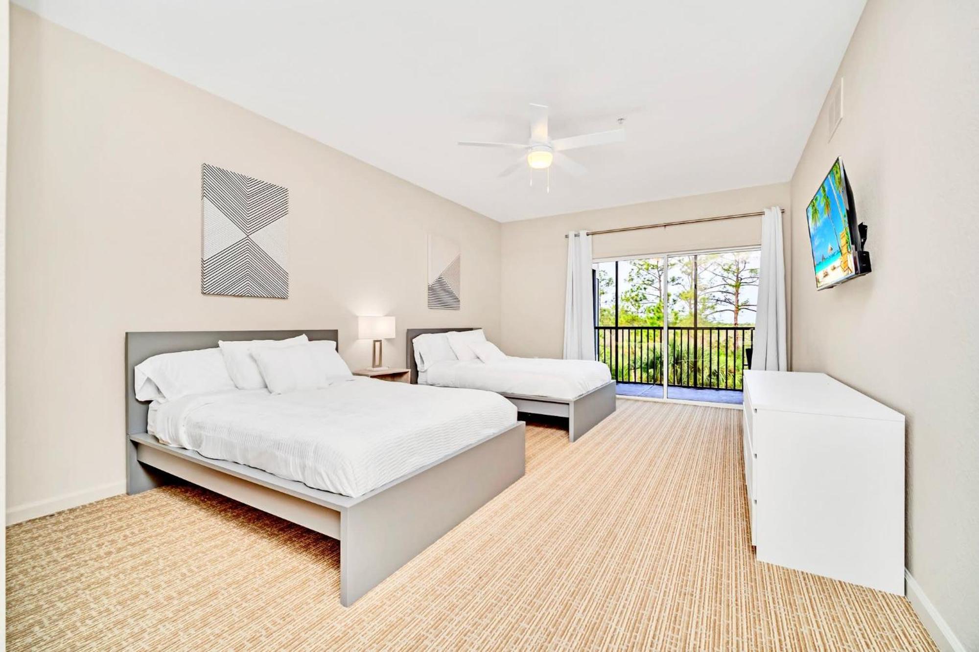 Bright Condo - 2Br With Pool & Hot Tub, Near Disney! Orlando Bagian luar foto