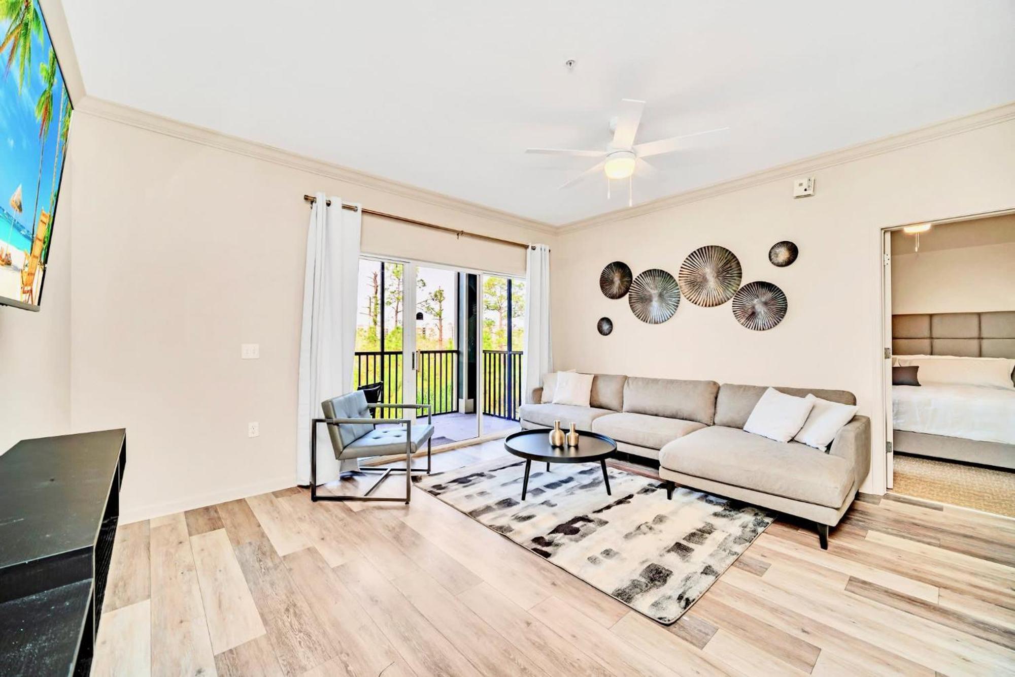 Bright Condo - 2Br With Pool & Hot Tub, Near Disney! Orlando Bagian luar foto